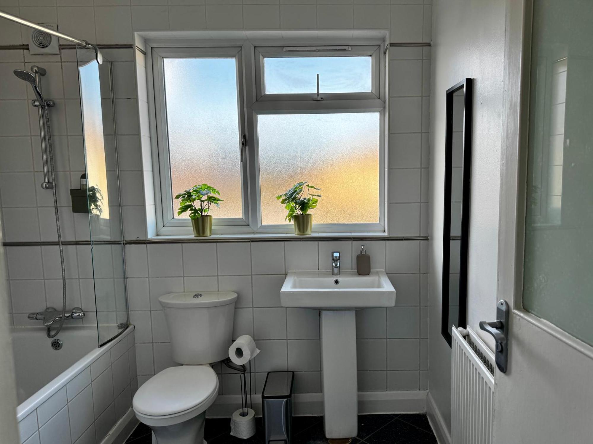 Gasthuis Maberic Housing West Gem Your Connection *