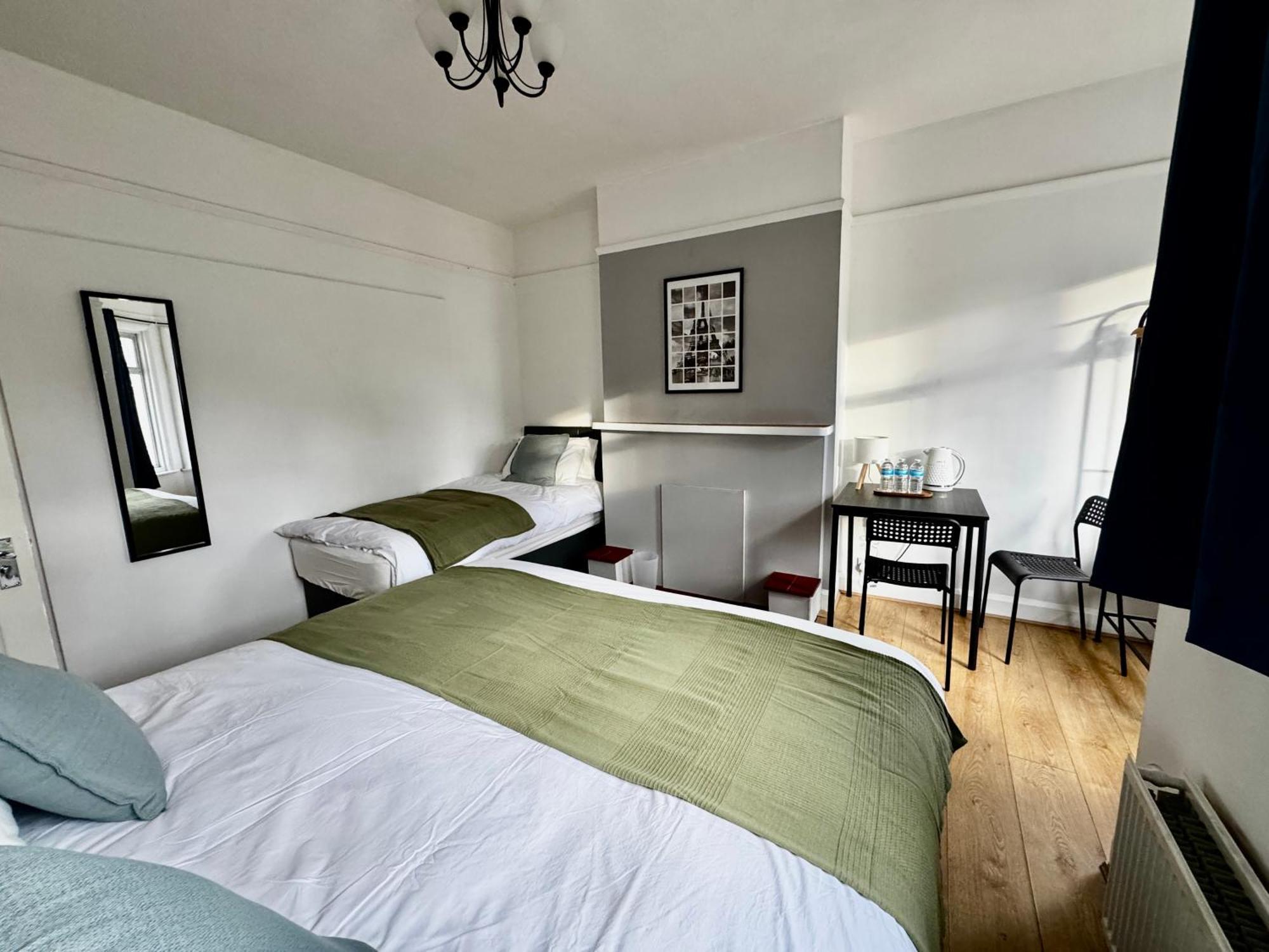 Gasthuis Maberic Housing West Gem Your Connection Londen