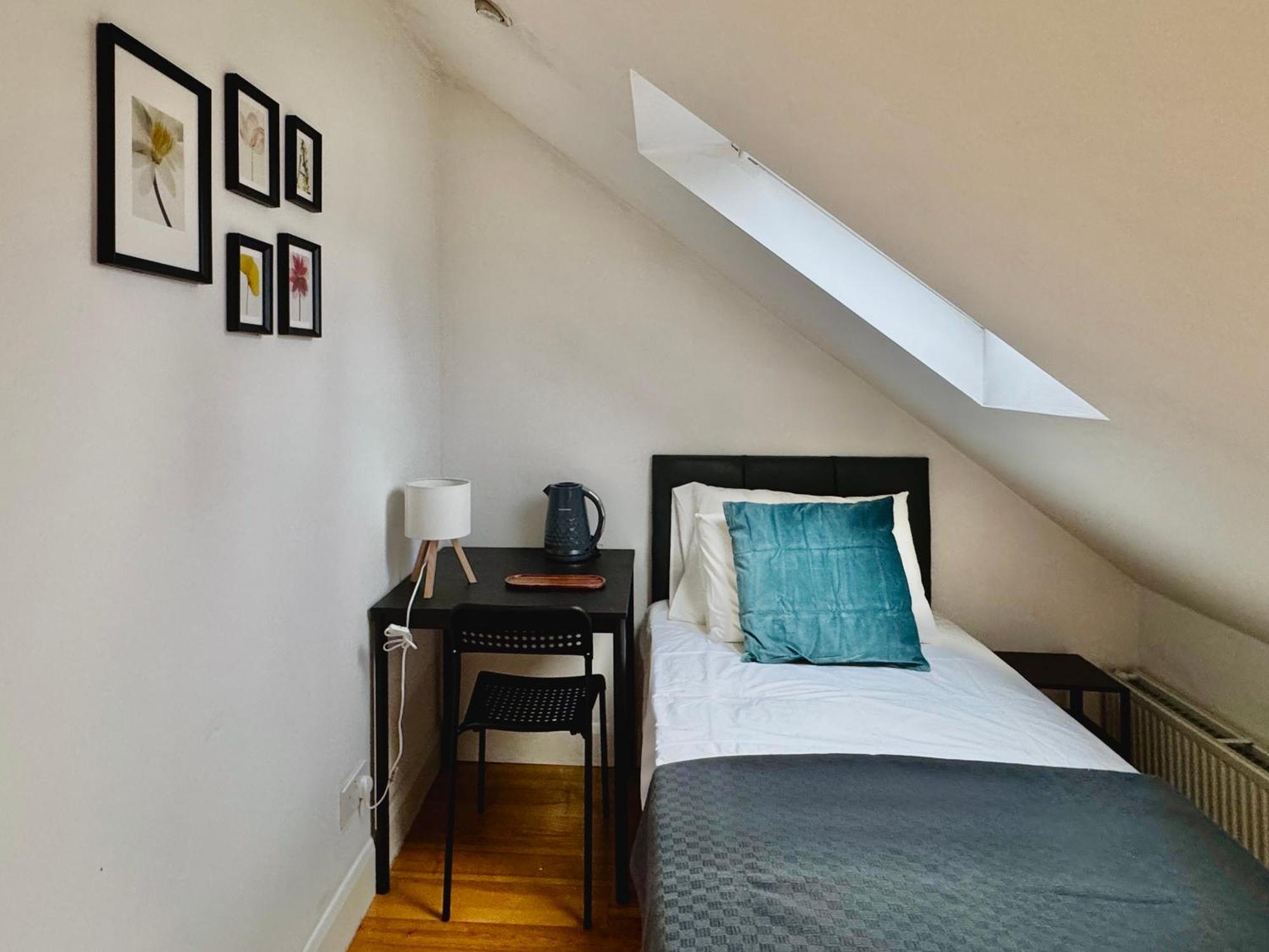 Maberic Housing West Gem Your Connection Casa de hóspedes Londres